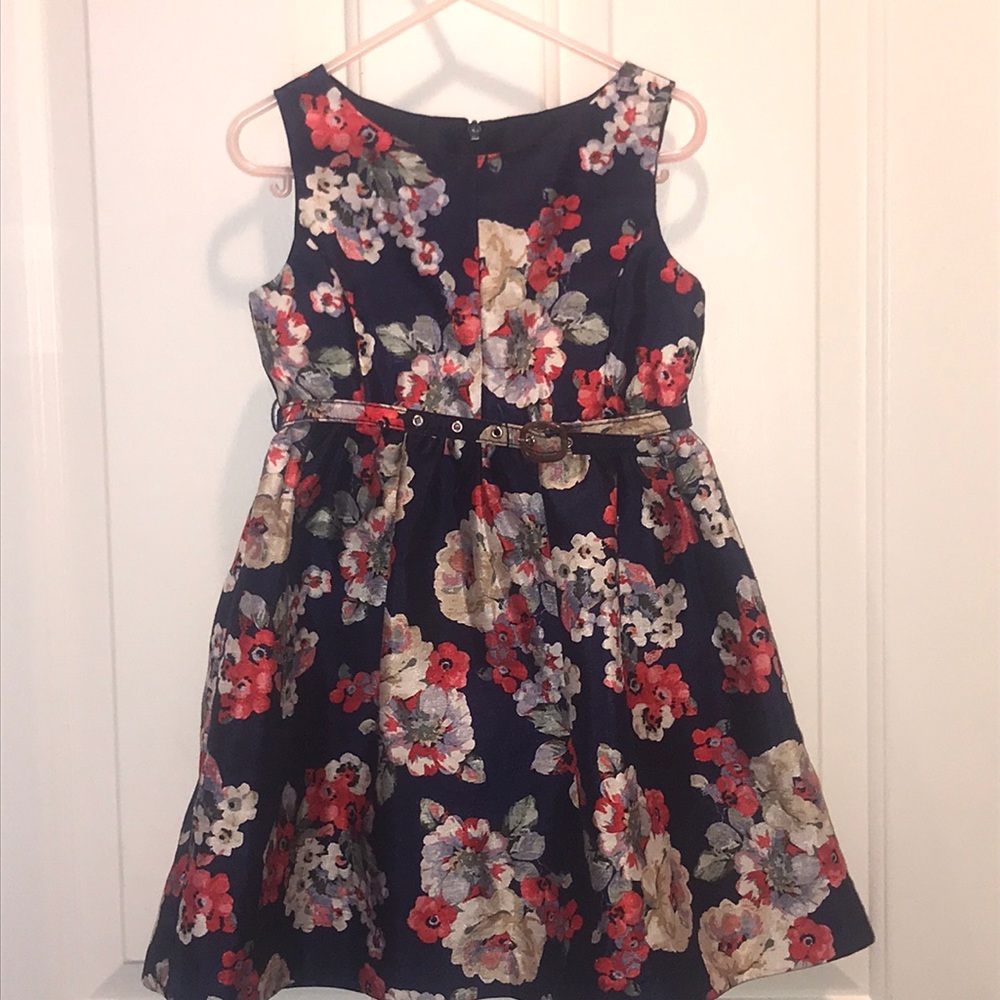Pipa and Julie size 5T floral dress.